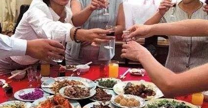 人在什么情況下不宜喝酒？酒喝多了要怎么辦？