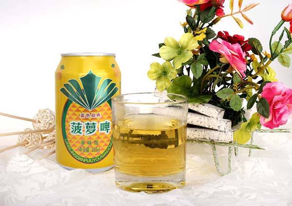 菠蘿啤算是啤酒嗎？菠蘿啤和啤酒的區(qū)別是什么