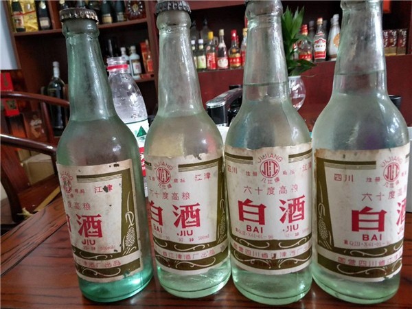 醬香老酒和新酒怎么勾兌才好喝？什么時間勾兌比較好