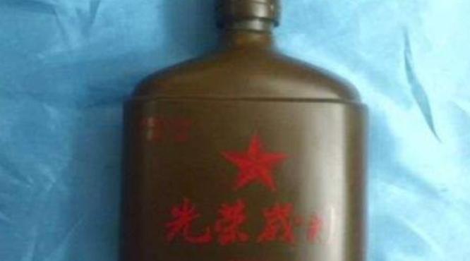 38度宋河光榮歲月酒500ml白酒價格多少？是日?？诩Z酒么？