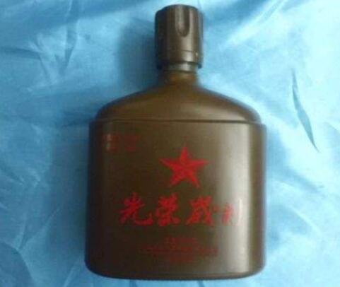 38度宋河光榮歲月酒500ml白酒價(jià)格多少？是日?？诩Z酒么？