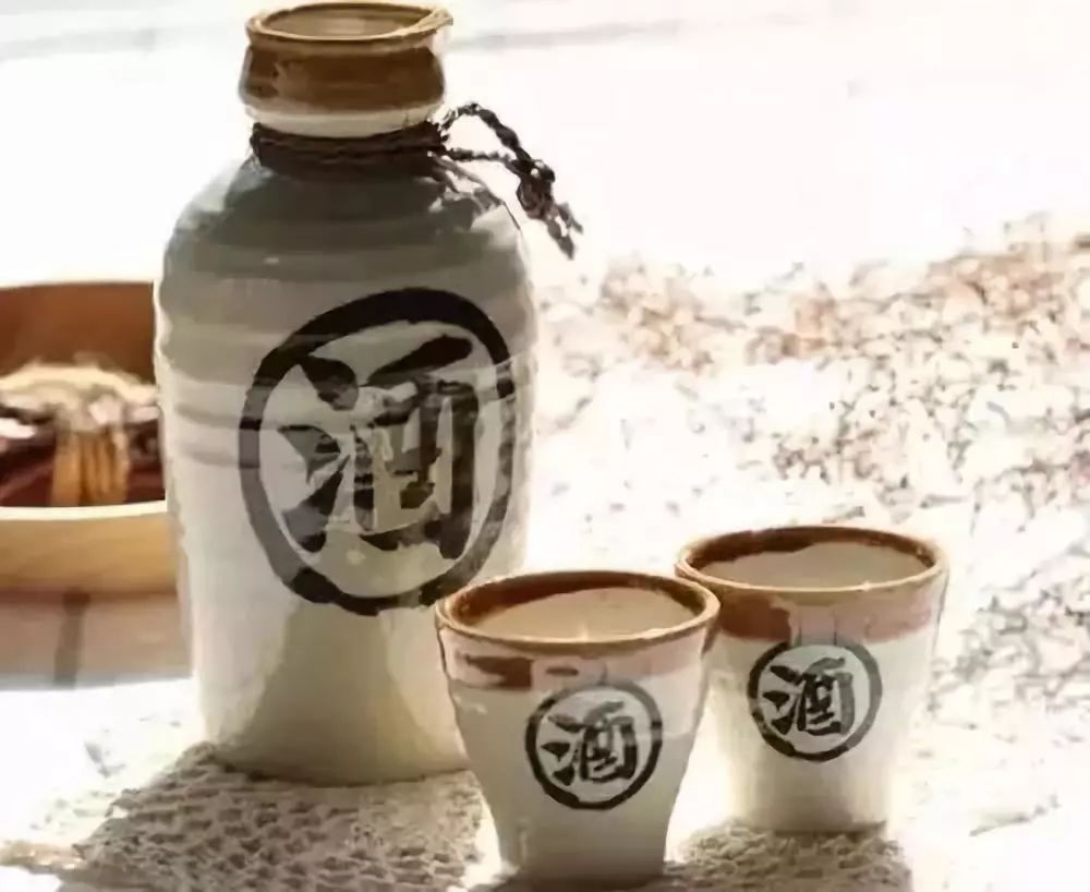 你了解白酒的營(yíng)養(yǎng)價(jià)值有哪些嗎