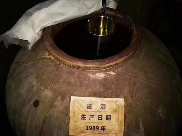 瀘州老窖1997年封壇年份酒價(jià)格(瀘州老窖1997年封壇年份酒)