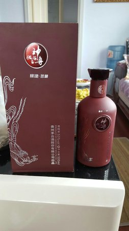 洮南牌藍瓶酒價格表(洮南酒多少錢一瓶)