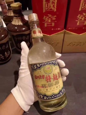 工農(nóng)牌瀘州老窖是哪一年(瀘州老窖年份)