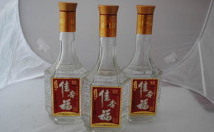 陳釀青酒的價(jià)格(陳釀酒價(jià)格表)