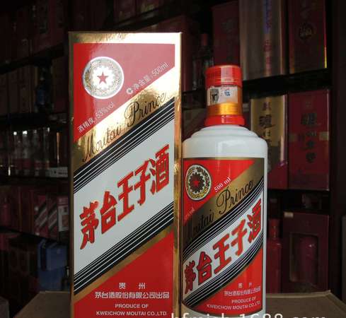 2003年茅臺(tái)迎賓酒什么價(jià)格(2003年茅臺(tái)迎賓酒多少錢一瓶)