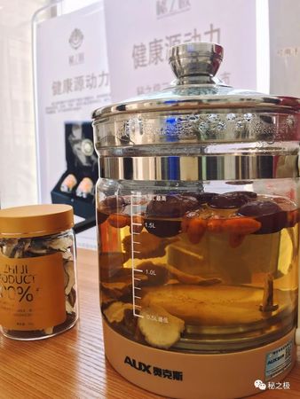 什么酒泡瑪咖好(瑪咖泡水和泡酒喝哪個(gè)好)