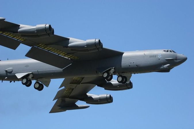 b52轟炸機如何預熱點火(b52轟炸機點火怎么喝)