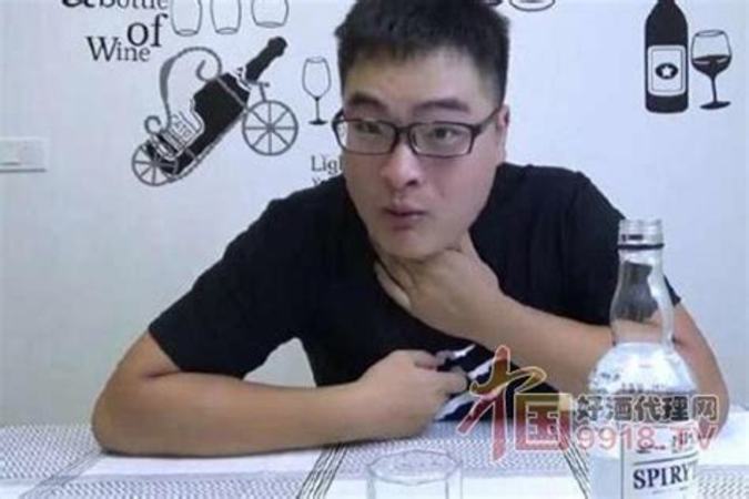 96度的伏特加,伏特加酒96度的喝多少會(huì)死人