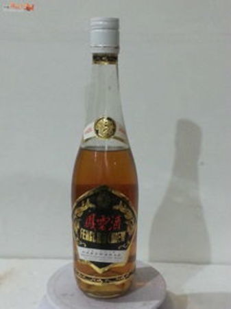 國藏濃香型白酒(國藏42度濃香型白酒)