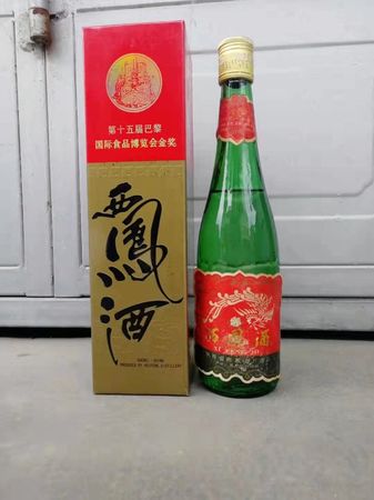 六年西鳳酒42多少錢一瓶(六年的西鳳酒多少錢一瓶)