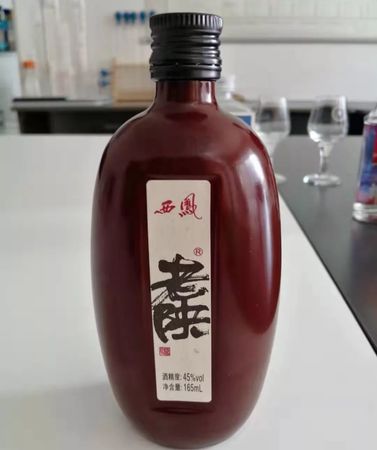 德小白酒(德小白酒價格及圖片)