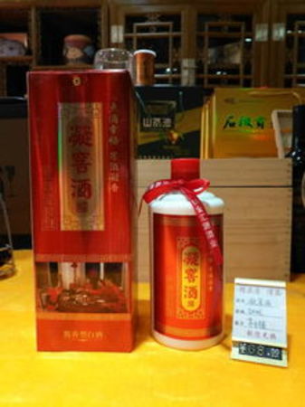 貴州茅臺(tái)鎮(zhèn)醬香型白酒御缸報(bào)價(jià)(貴州茅臺(tái)鎮(zhèn)醬香基酒價(jià)格)