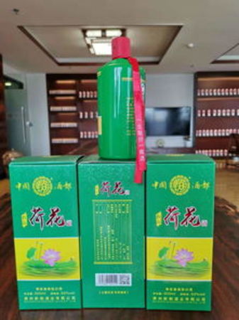 貴州荷花酒價(jià)格價(jià)(貴州荷花酒的價(jià)格)