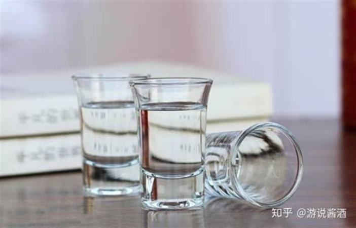 喝完酒后喝什么對(duì)身體好,喝酒后吃什么食物對(duì)肝臟好