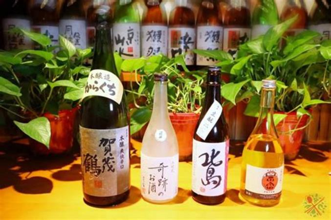 三文魚喝什么酒搭配,現(xiàn)在平時(shí)都喝什么洋酒