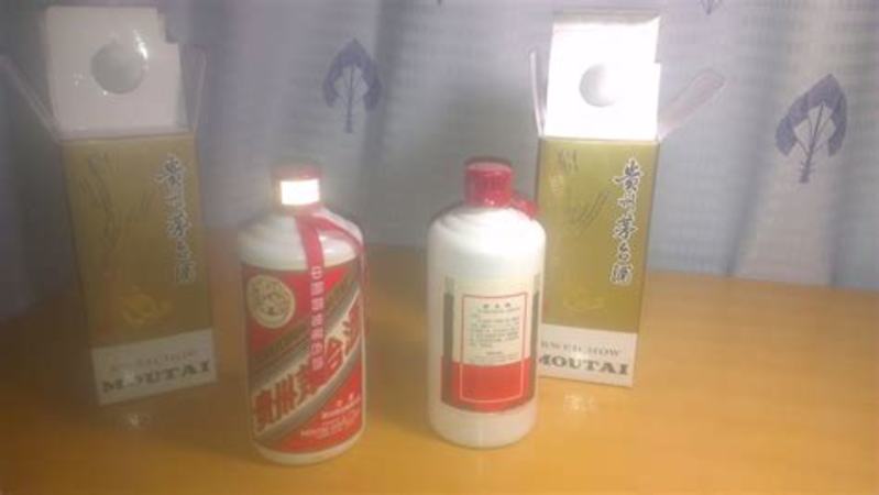 2014年茅臺(tái)值多少錢(qián)一瓶,我有一瓶六幾年的飛天茅臺(tái)