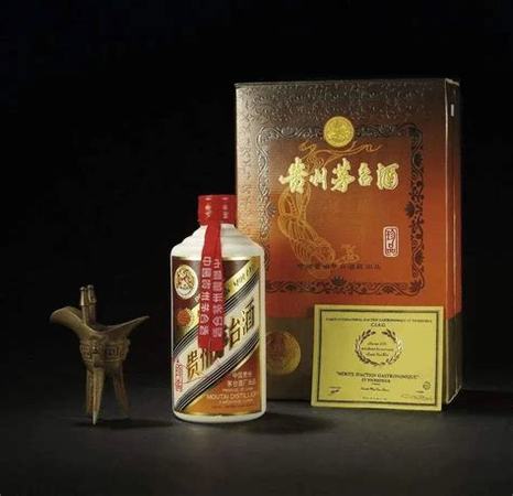 茅臺五十年的空盒子值多少錢,50年的茅臺如今值多少錢