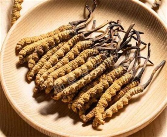 12到13年飛天茅臺(tái)價(jià)格多少,12.年的茅臺(tái)飛天