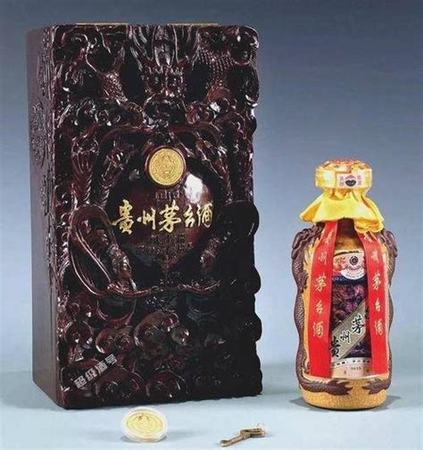 2012年的茅臺(tái)價(jià)格是多少,12.年的茅臺(tái)飛天